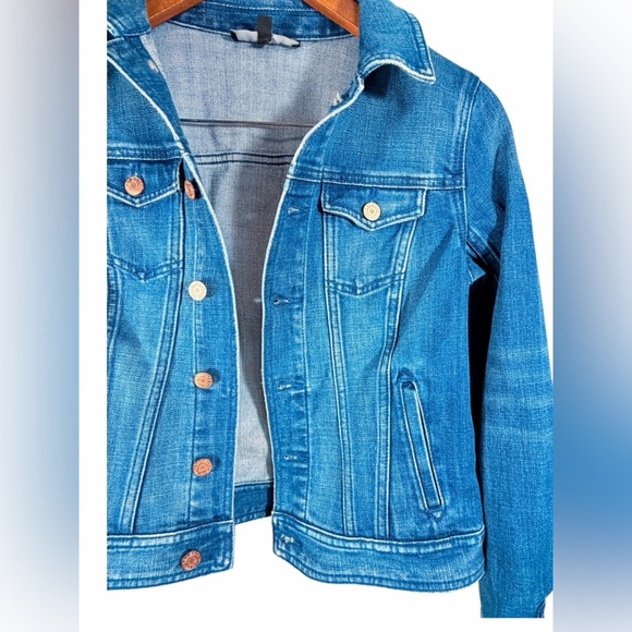 Talbots Petite Stretch Denim Jacket Blue Button Front Classic Medium Wash small - Picture 9 of 9